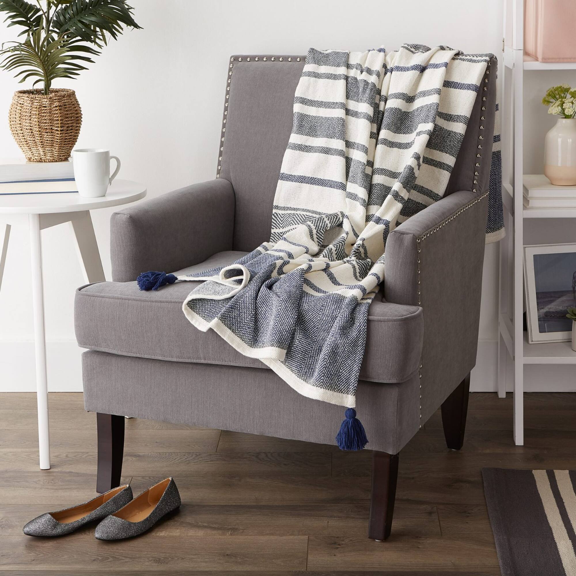 DII® Navy & Mineral 2-Tone Chevron Stripe Throw